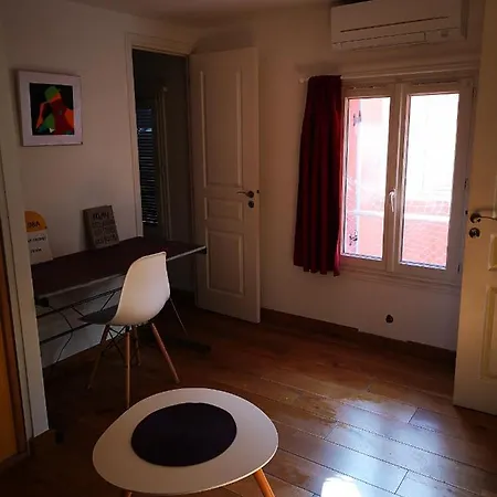 Apartamento La Tropezienne, Duplex 73 M2, 100 M Du Port, Climatisation, Grande Terrasse Sanary-sur-Mer