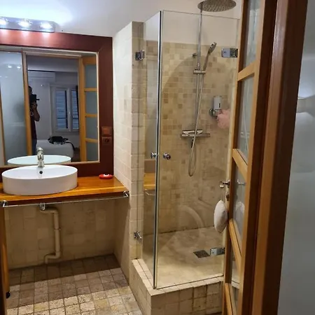 Apartamento La Tropezienne, Duplex 73 M2, 100 M Du Port, Climatisation, Grande Terrasse *