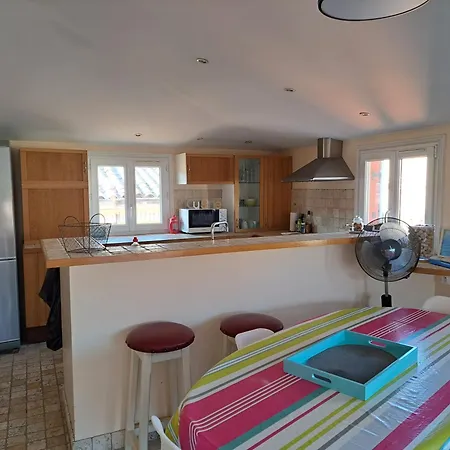 Apartamento La Tropezienne, Duplex 73 M2, 100 M Du Port, Climatisation, Grande Terrasse Sanary-sur-Mer