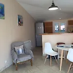 La Tropezienne, Duplex 73 M2, 100 M Du Port, Climatisation, Grande Terrasse Apartmán Sanary-sur-Mer